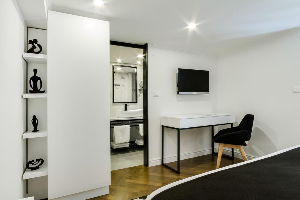 Guest house Dezign Superior &