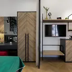 Dezign Superior Apartments & Rooms