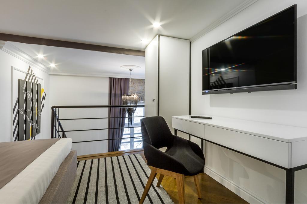 Dezign Superior & Zadar